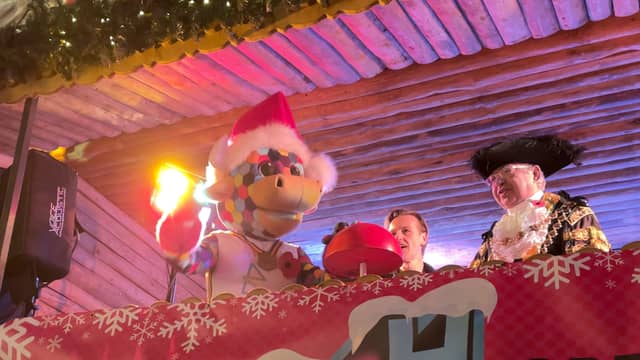 Birmingham Lord Mayor and Birmingham 2022‘s Mascot, Perry open the Christmas market