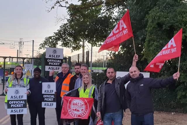Members of Aslef on Croydon Tramlink  are striking over pay