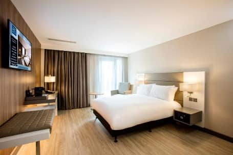 AC Hotel by Marriott Birmingham (Credit: Booking.com)