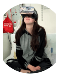 Mia uses the VR headset (Photo - birmingham children’s hospital)