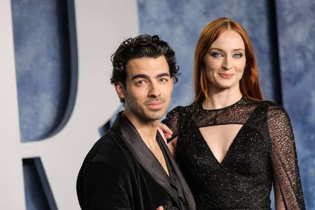 (L-R) Joe Jonas and Sophie Turner (Photo by Amy Sussman/Getty Images)
