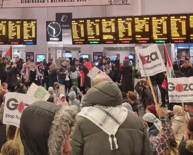 Pro-Palestine protest at Birmingham New Street as 200 sit-in 