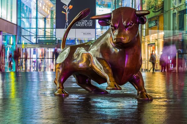 A bustling hub where fashionistas strut their stuff, and shoppers hunt for bargains, with a twist. The bull — not just a sculpture, but a Brummie icon, a bronze marvel, and a test of courage for those who mount it. 