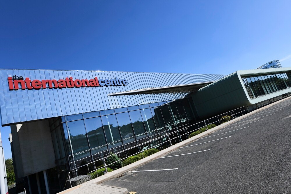Bodybuilder dies after collapsing on stage at Telford