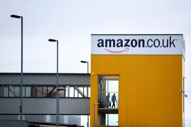 Amazon (PA).
