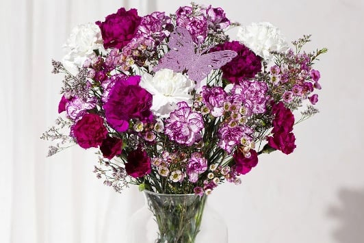 Award-Winning Birmingham Florist Voted UK's Favourite Family Business