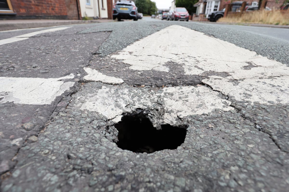 Council Investigates Sinkhole on West Midlands Road