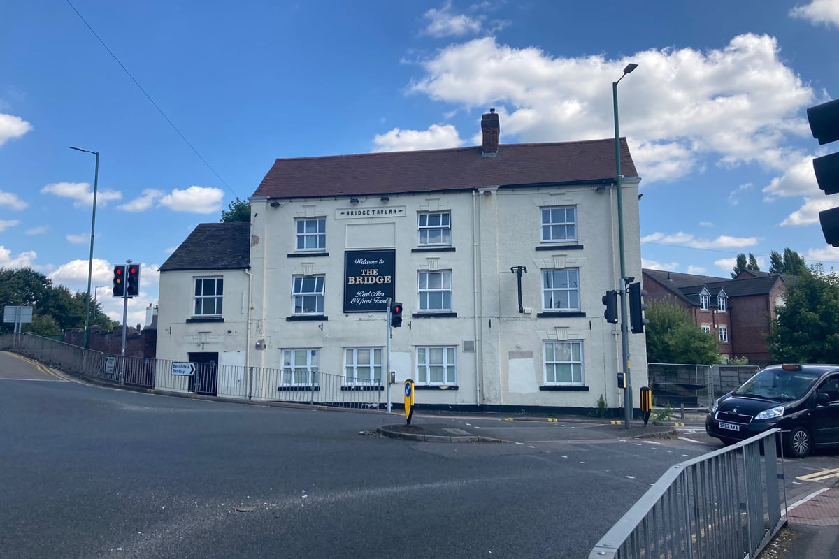 Walsall landmark pub faces enforcement notice over unauthorised flats