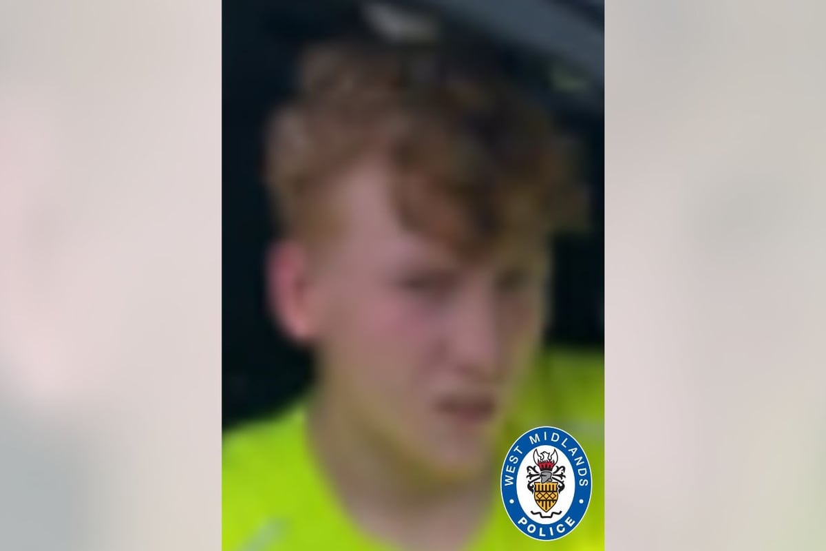 Appeal launched after phone robbery in Birmingham city centre