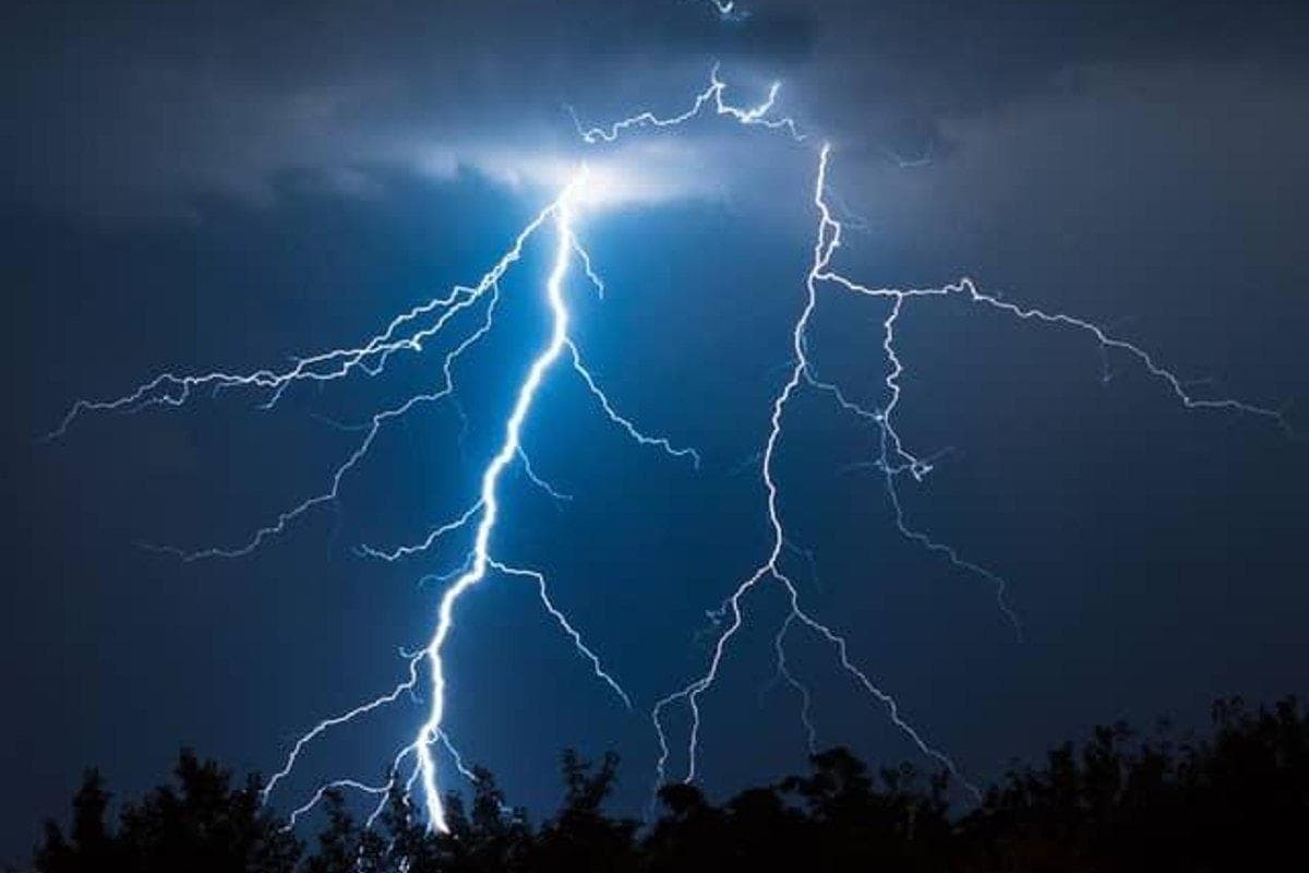 Heavy Rain and Thunderstorms to Hit West Midlands: Flooding Risk
