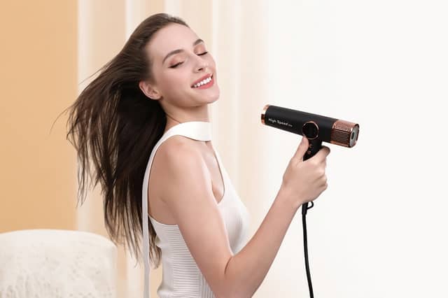 The Faszin 330g lightweight hair dryer is currently £60 off on Amazon.