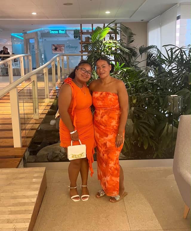 Deneka and friend Katie