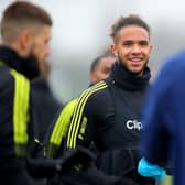 Hull City and Huddersfield Town are among five Championship clubs - alongside Birmingham City, Cardiff City and QPR - interested in Leeds United forward Tyler Roberts (Daily Mail)