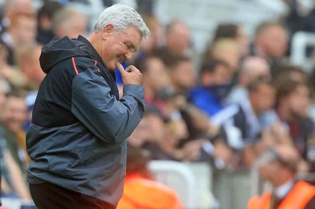 <p>Newcastle United head coach Steve Bruce. (Photo by LINDSEY PARNABY/AFP via Getty Images)</p>