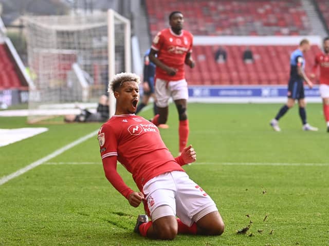 Nottingham Forest striker Lyle Taylor is set to join Birmingham City on loan until the end of the season (NottinghamshireLive)